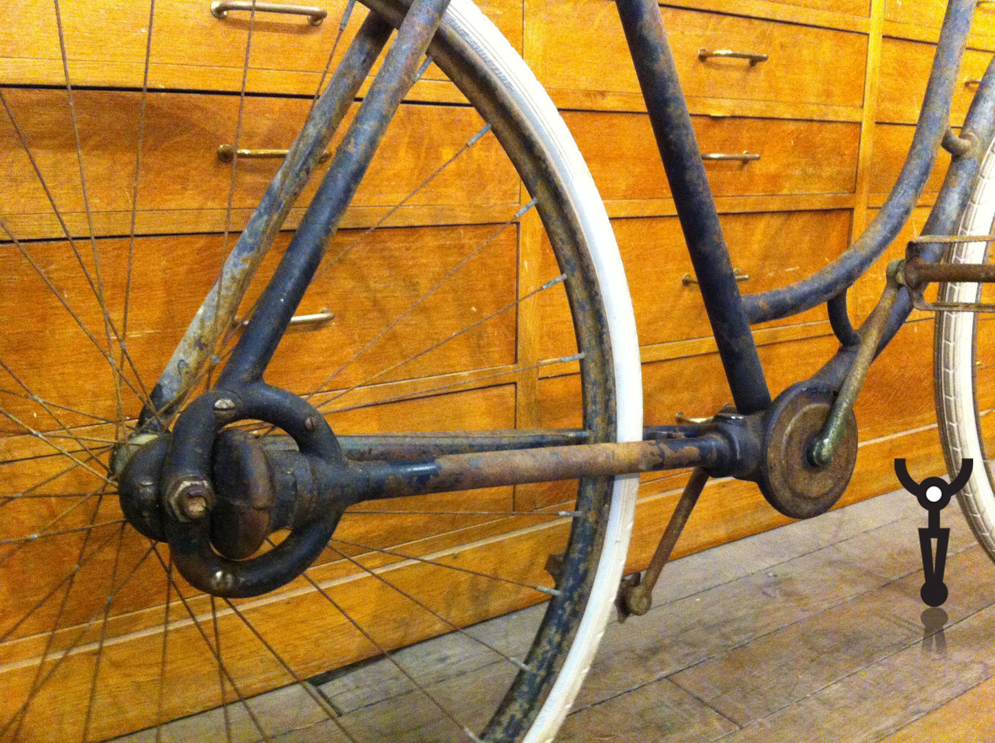 Vintage Cleveland Acatene Bike